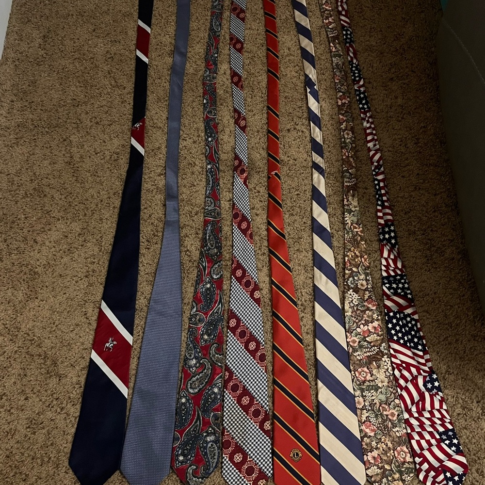 Lot of 8 vintage neck ties all approximately 55”